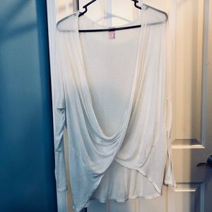 Tobi twist front top